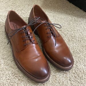 Vintage Foundry Co. brand new brown dress shoes Oxfords size 9.5